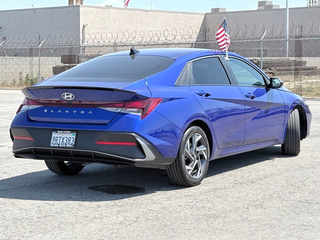 2025 Hyundai Elantra SEL Sport