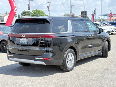 2024 Kia Carnival LX