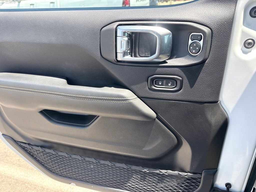 2025 Jeep Wrangler Sahara 4xe