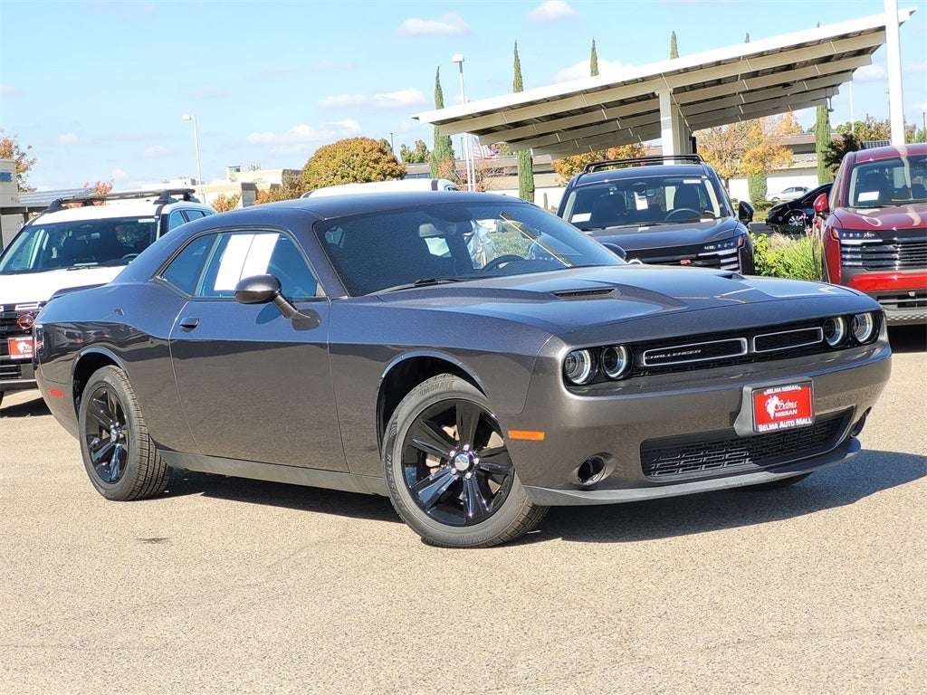 2022 Dodge Challenger SXT