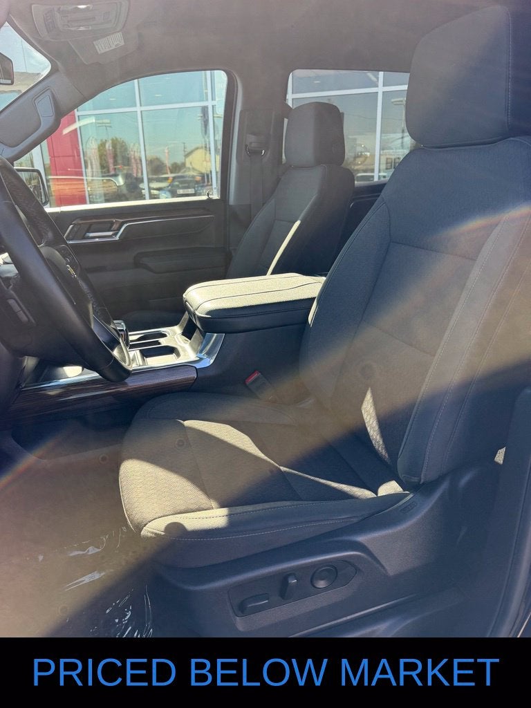 2024 Chevrolet Silverado 1500 LT LT1