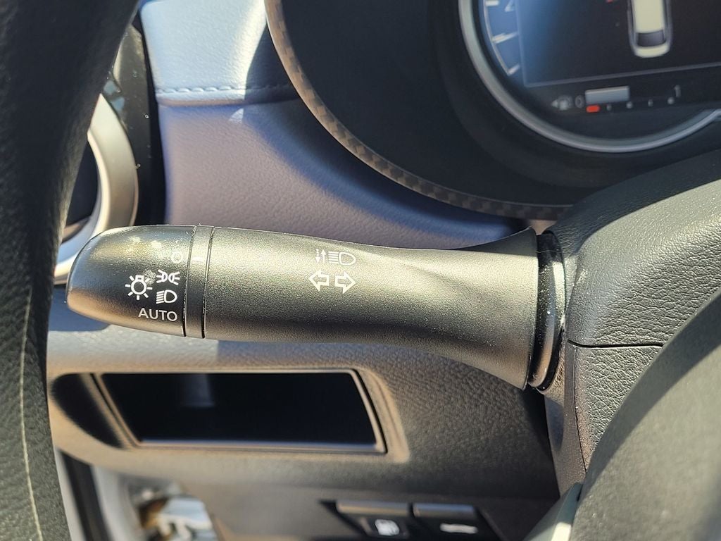 2024 Nissan Versa 1.6 SV