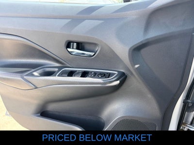 2024 Nissan Versa 1.6 SR