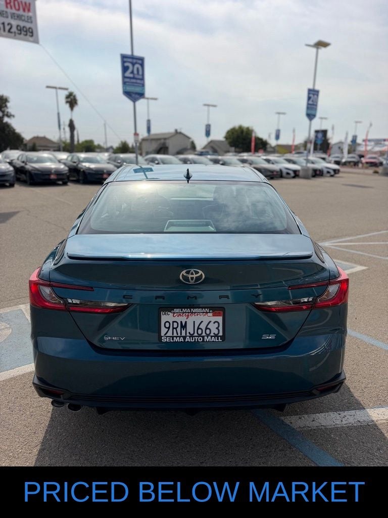 2025 Toyota Camry SE