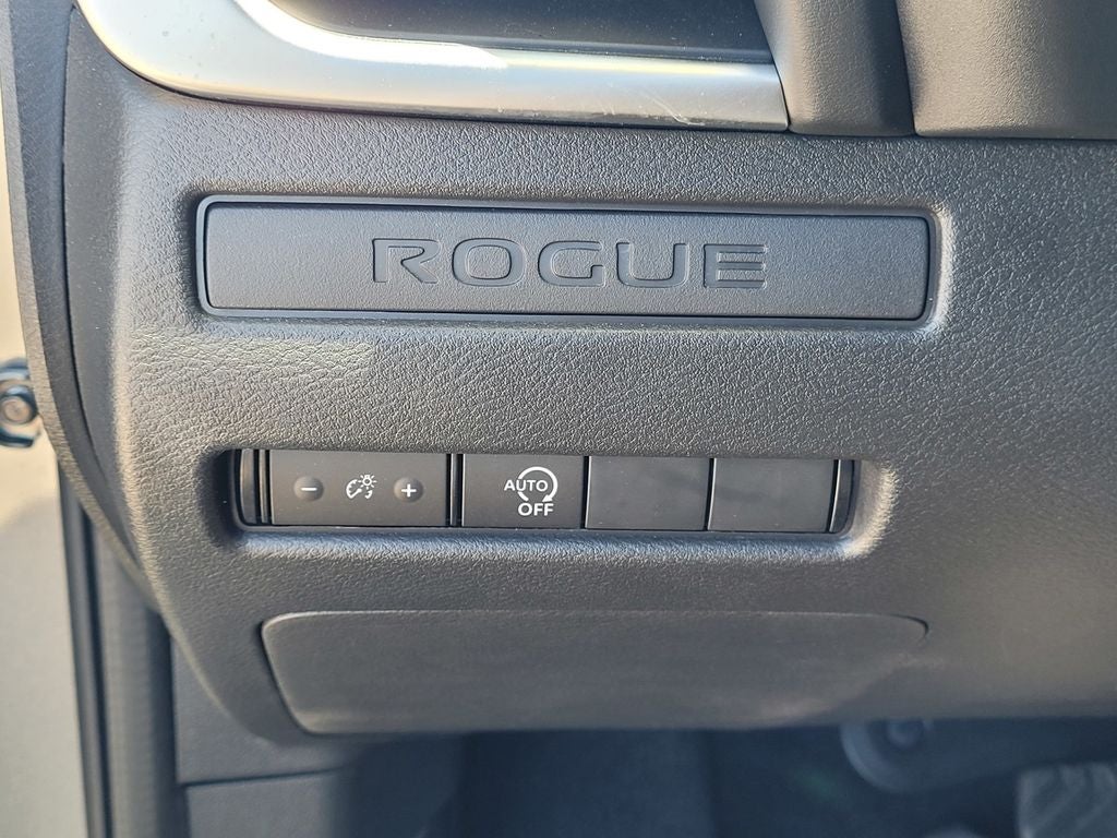 2025 Nissan Rogue S