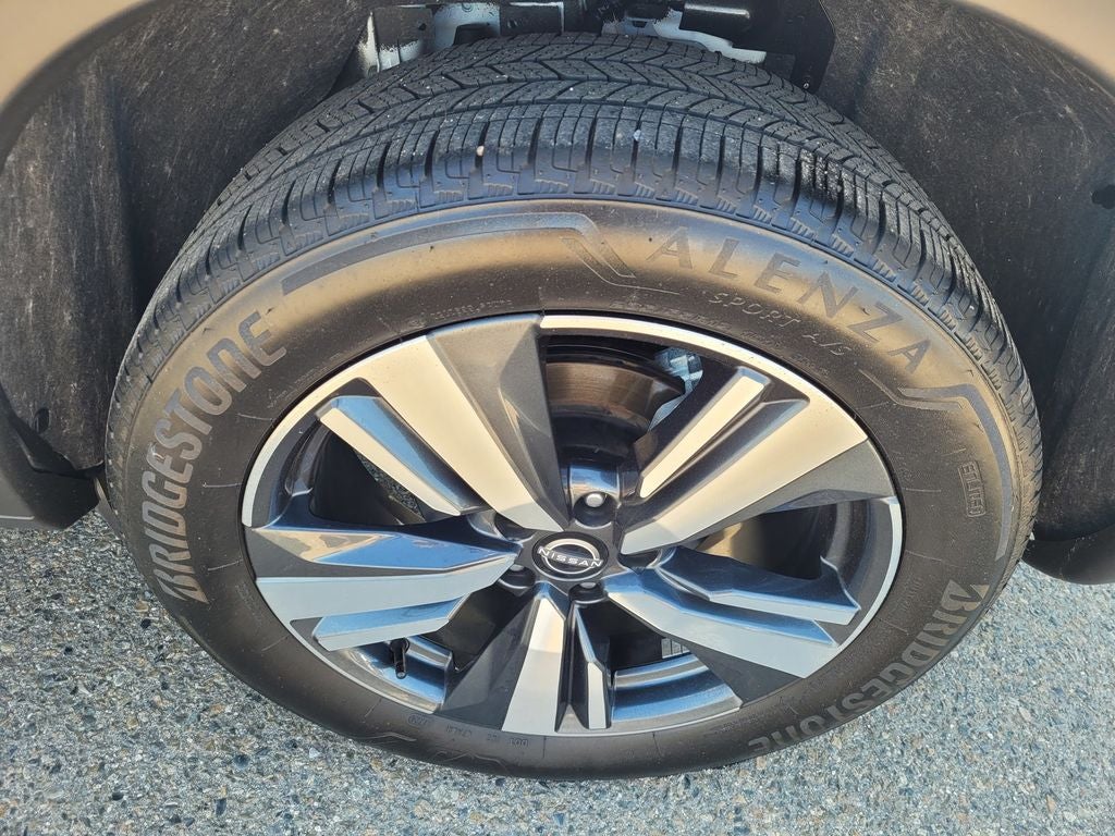 2024 Nissan Rogue SL