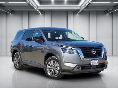 2024 Nissan Pathfinder S