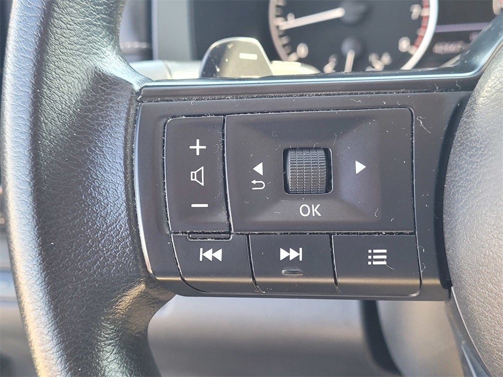 2024 Nissan Pathfinder S