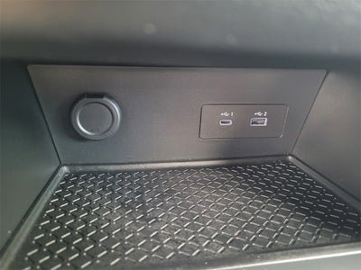 2025 Nissan Pathfinder S