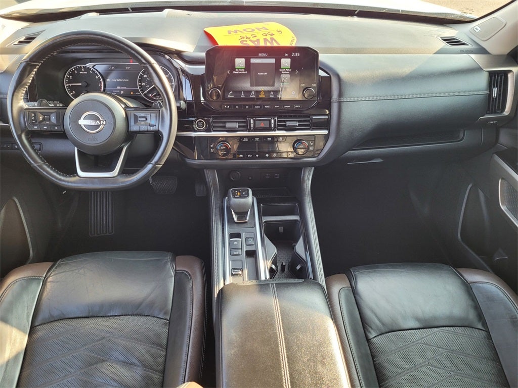 2022 Nissan Pathfinder Platinum