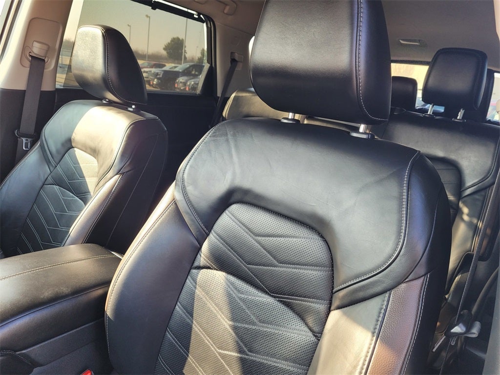 2022 Nissan Pathfinder Platinum