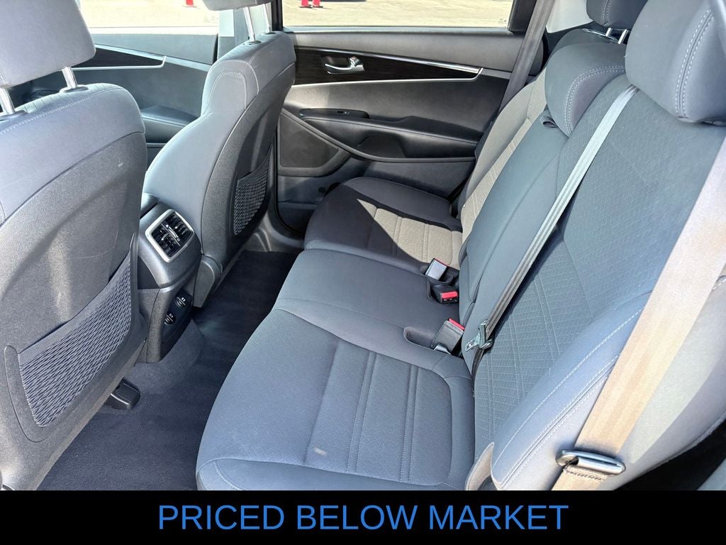 2020 Kia Sorento LX