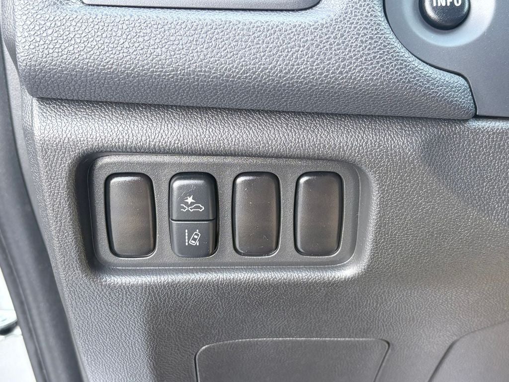 2025 Mitsubishi Outlander Sport 2.0 LE