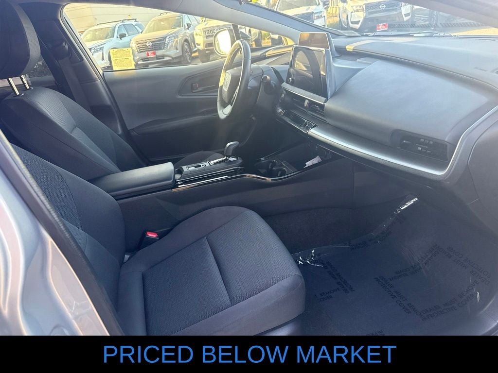 2024 Toyota Prius LE