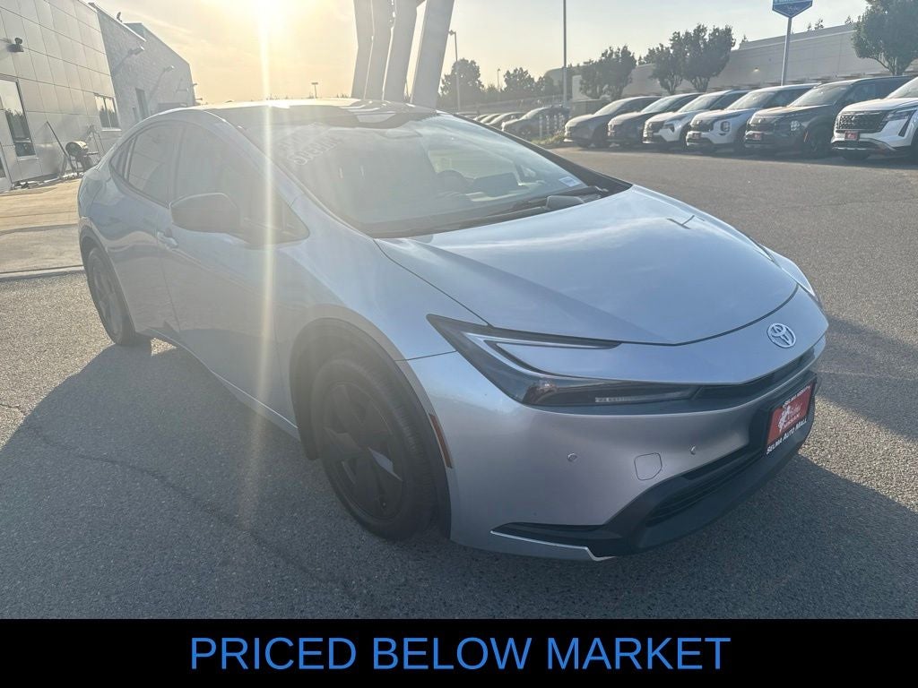 2024 Toyota Prius LE
